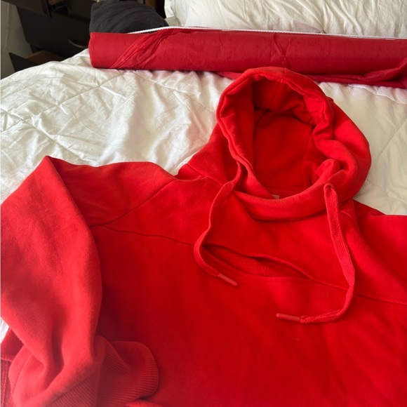 Gymshark Scarlet Hoodie - Picture 4 of 5